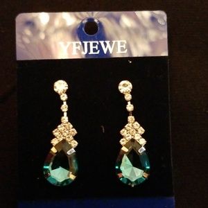 Woman's dangling earring.